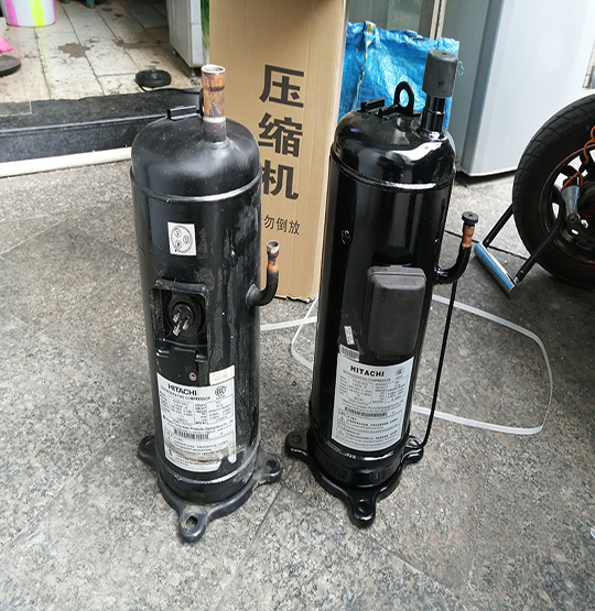 隆昌中央空调压缩机的更换维修